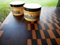 HOWARD – Protective Food-Grade Wax: Beautifies and Extends the Finish of Surf…