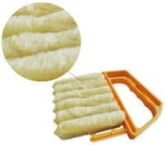 Compact Window Blind Cleaning Brush – 7 Slat Ergonomic Tool for Easy Dusting