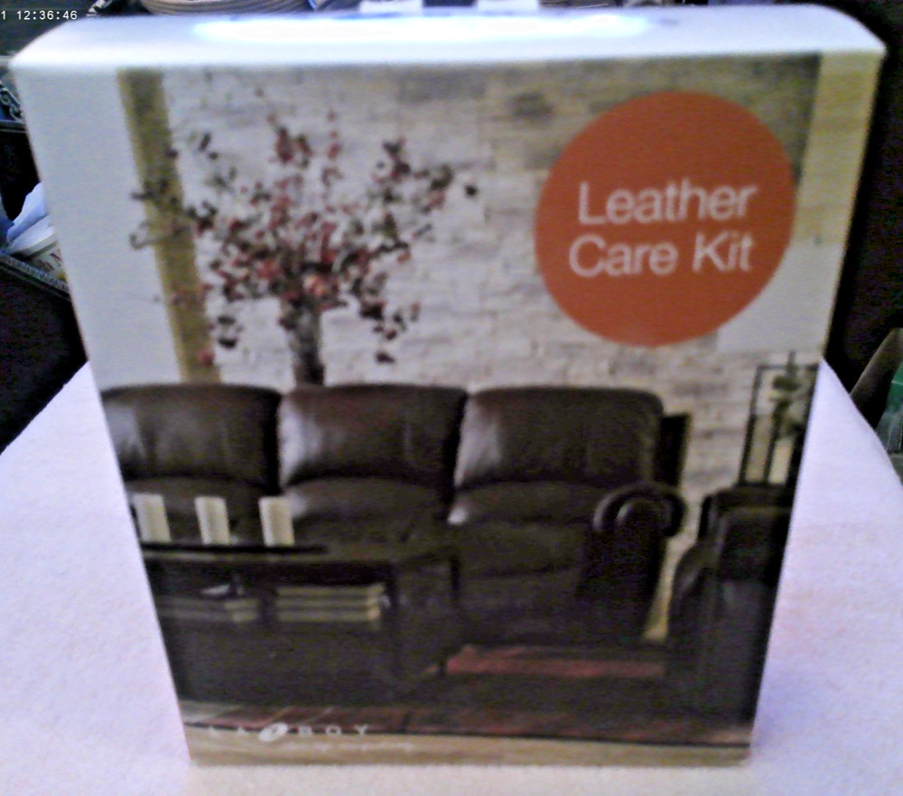 New La-Z-Boy Leather Care Kit Cleaner Protector 8oz Bottles Sprayers Upholstery
