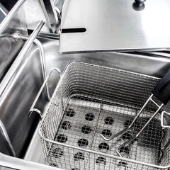 Member’s Mark Commercial Oven Grill and Fryer Surface Cleaner, 32 Oz – 3 Pack