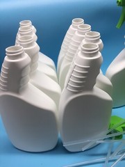 22 oz Spray Bottles and Spray Nozzles, Easy Grip ( Lot of 10 )
