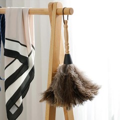 4PC 13inch Ostrich Feather Duster Dust Collecting Cleaning Tool Wooden Handle