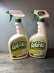 THE WORKS Tub Shower Cleaner Trigger Spray 32 oz Soap Scum Rust 1 Full, 1 Used